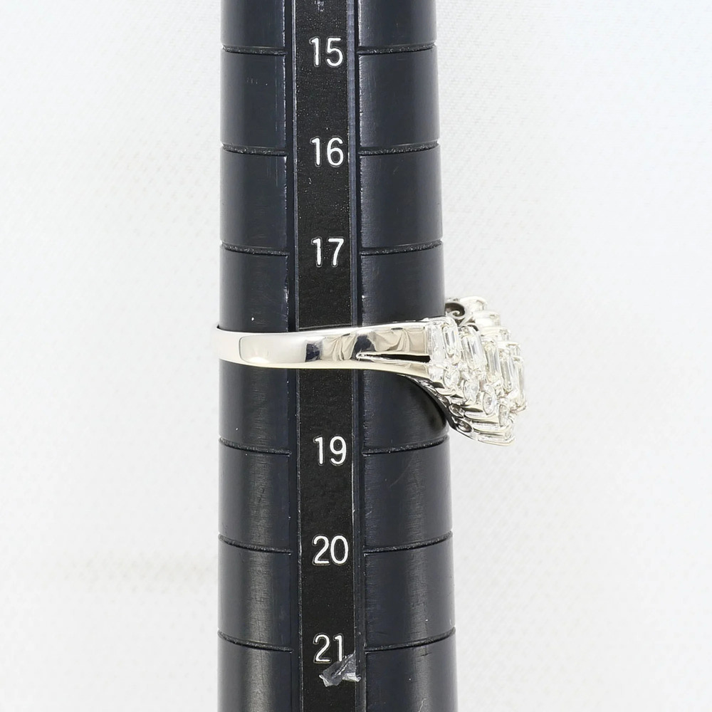 VINTAGE Silver Diamond Ring - Picture 7 of 8